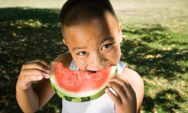 Park and recreation agencies can receive federal funding for providing nutritious meals to children.