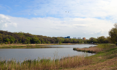 The Minnesota Valley National Wildlife Refuge, located in central Minnesota, provides an excellent opportunity for education and conservation in a heavily urban area. CREDIT: U.S. FWS