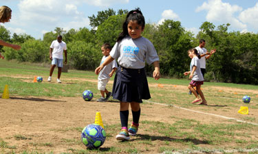 The GO! Austin/¡VAMOS! Austin (GAVA) coalition's primary goal is to support residents as they take initiative to reduce childhood obesity by improving access to healthy food and physical activity.